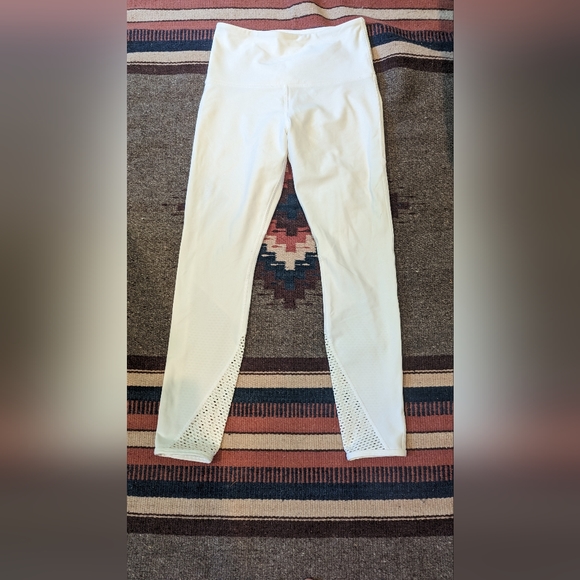 Lorna Jane  - Fierce Booty Support Ankle Biter Tight - Picture 6 of 7